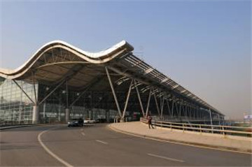 上海駱盈向新鄭機(jī)場提供<a href=http://www.huanjingjz.com target=_blank class=infotextkey>橡膠接頭</a>項目.jpg