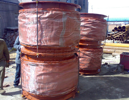 圓形風道織物<a href=http://izacollection.com target=_blank class=infotextkey>補償器</a>