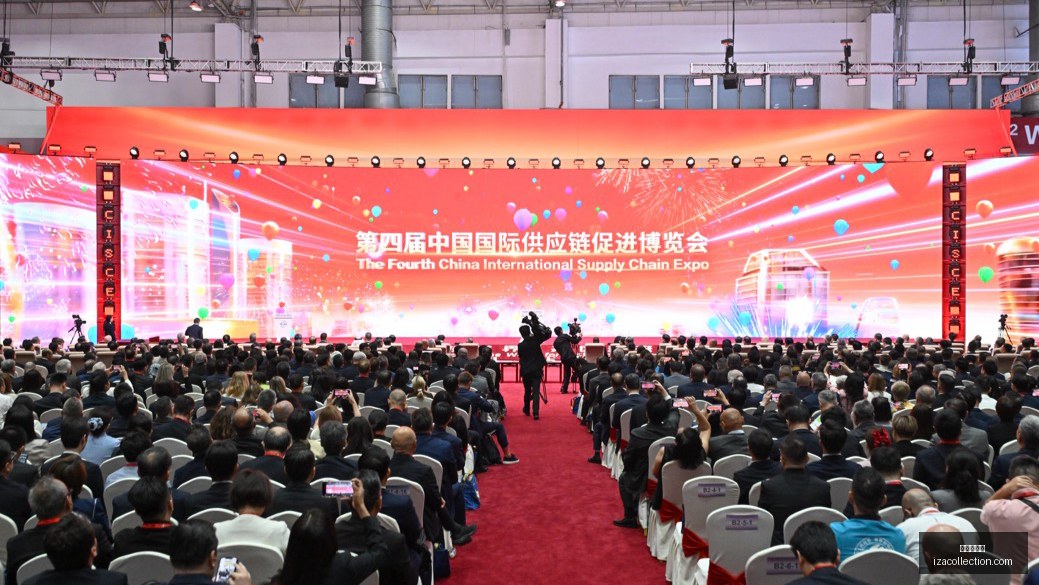 阿迪达斯电,竞鞋款上市,性能与时尚,银河娱乐城官网,银河娱乐城App,银河娱乐城下载,银河娱乐城登录,银河娱乐城平台